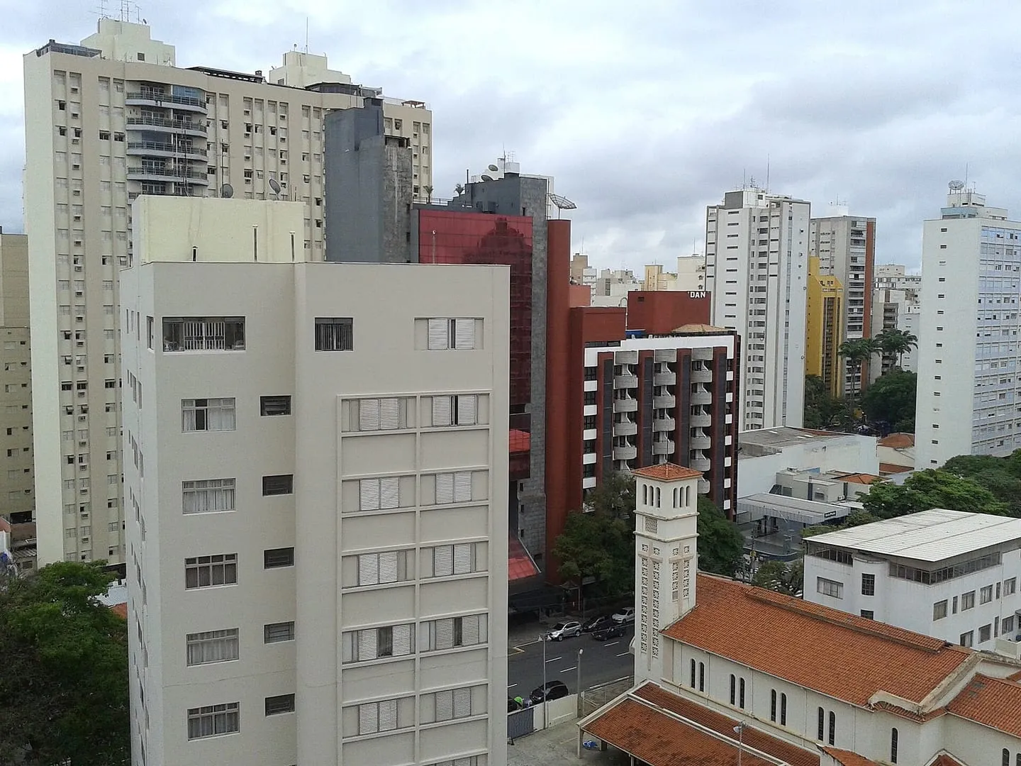 Cambuí: cafés e bares