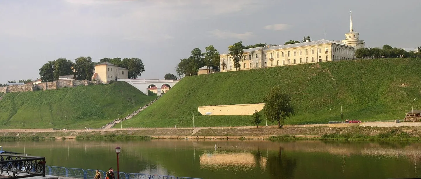 Старый и Новый замки