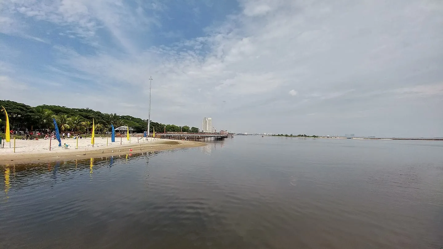 Pantai Ancol