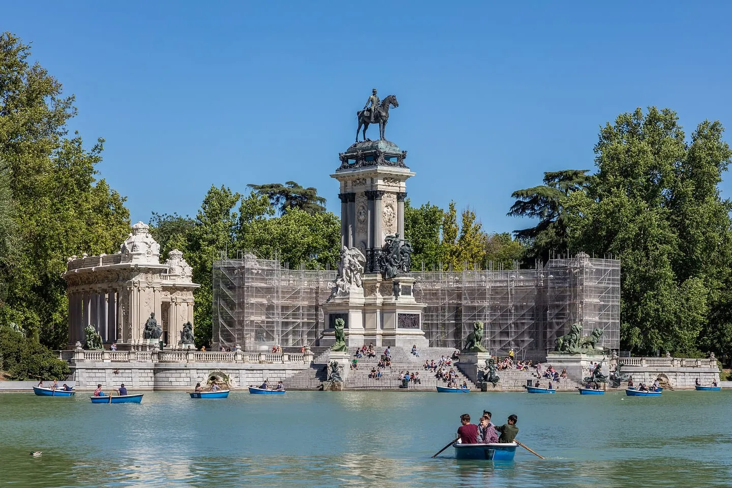 Parque del Retiro y el Estanque