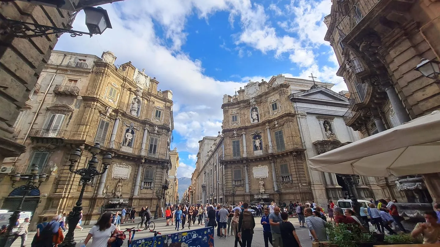 Quattro Canti and Via Maqueda walk
